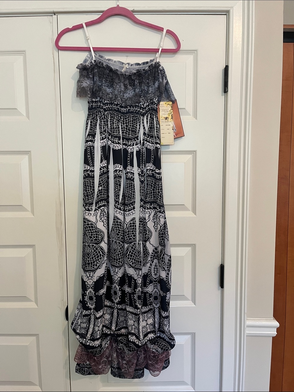 NWT‎ Boho Spaghetti strap Maxi Dress Black White Smocked Festival Summer Lapis